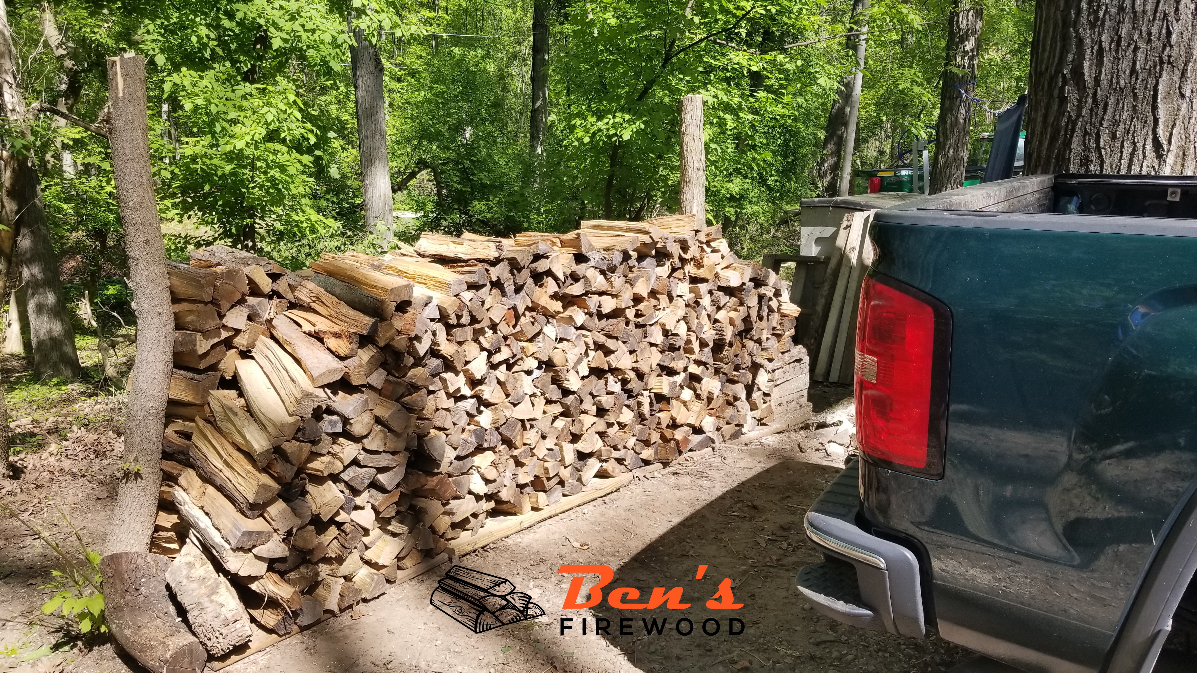 Campfire wood delivered to Munith MI